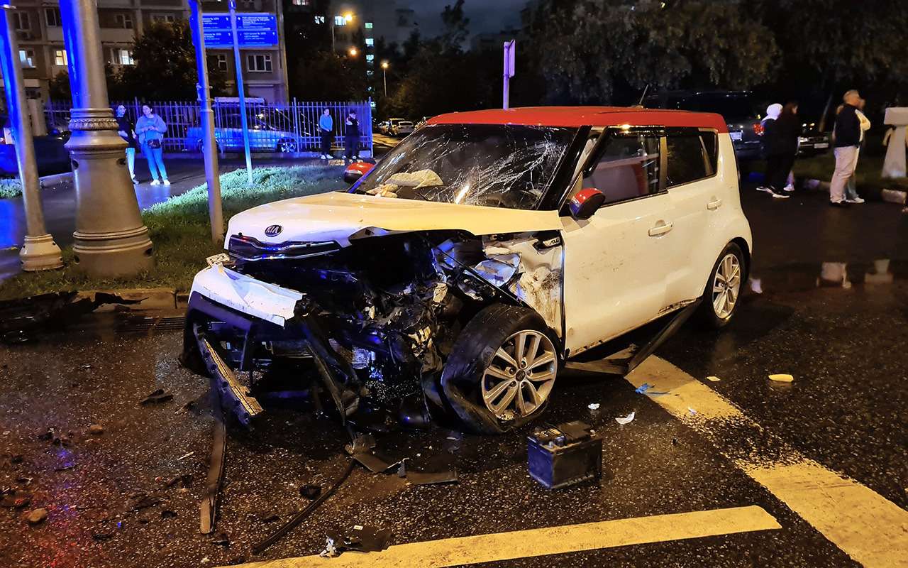 Если на ваших глазах случилось ДТП с пострадавшими: вот что нельзя делать