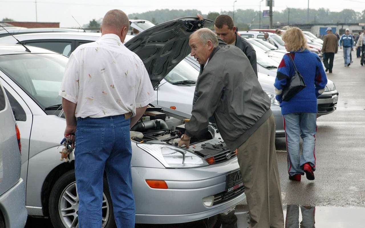 Торг уместен: эти правила помогут получить большую скидку на машину с пробегом