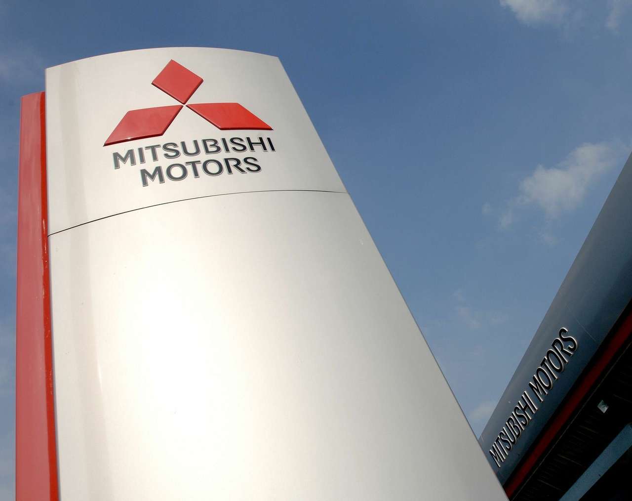 Россия стала рынком №1 для Mitsubishi