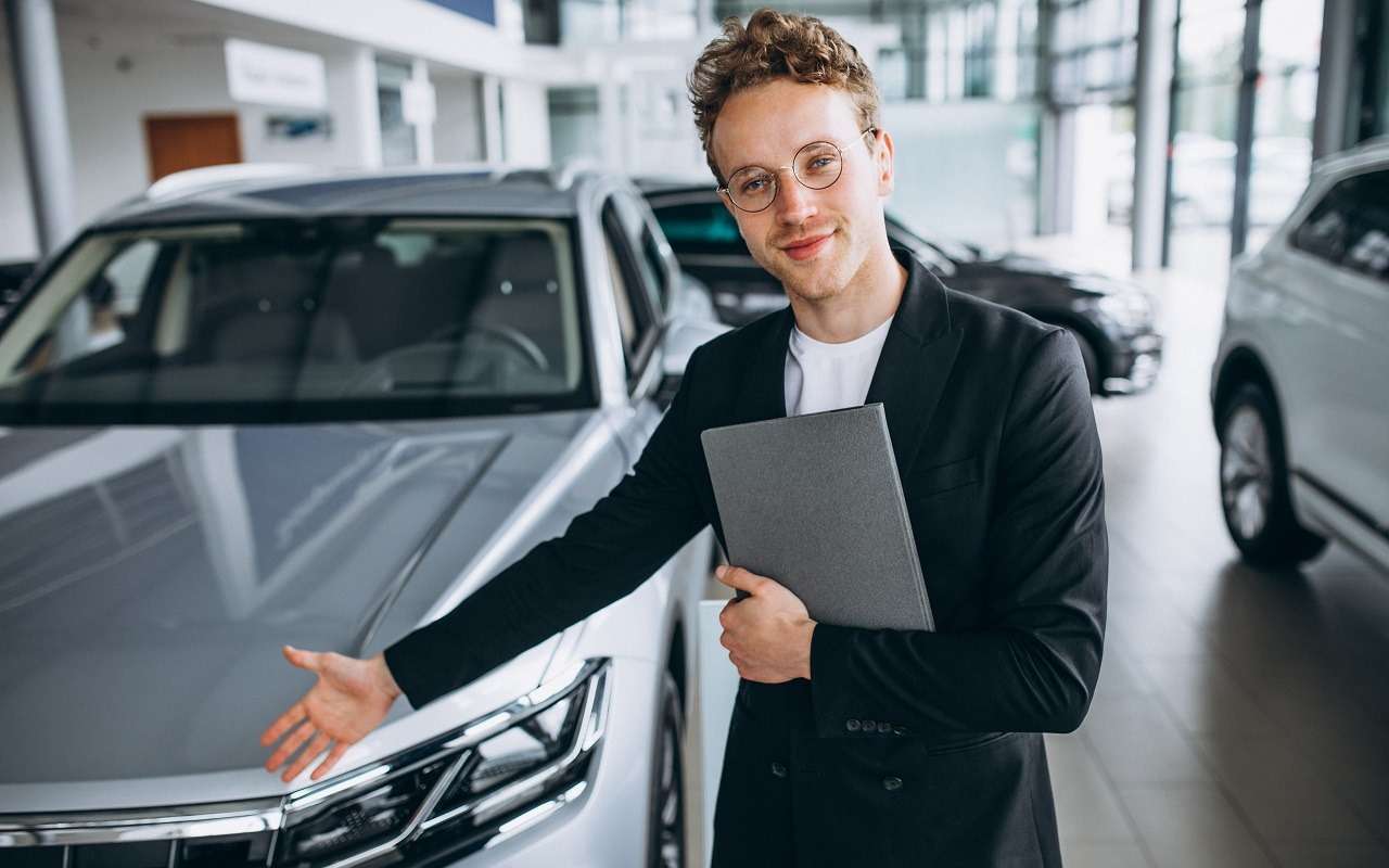 «Автостат»: Lada вошла в топ-10 самых популярных брендов на рынке России