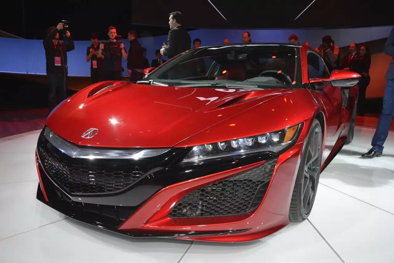 Детройт поприветствовал четырехмоторный спорткар Acura NSX