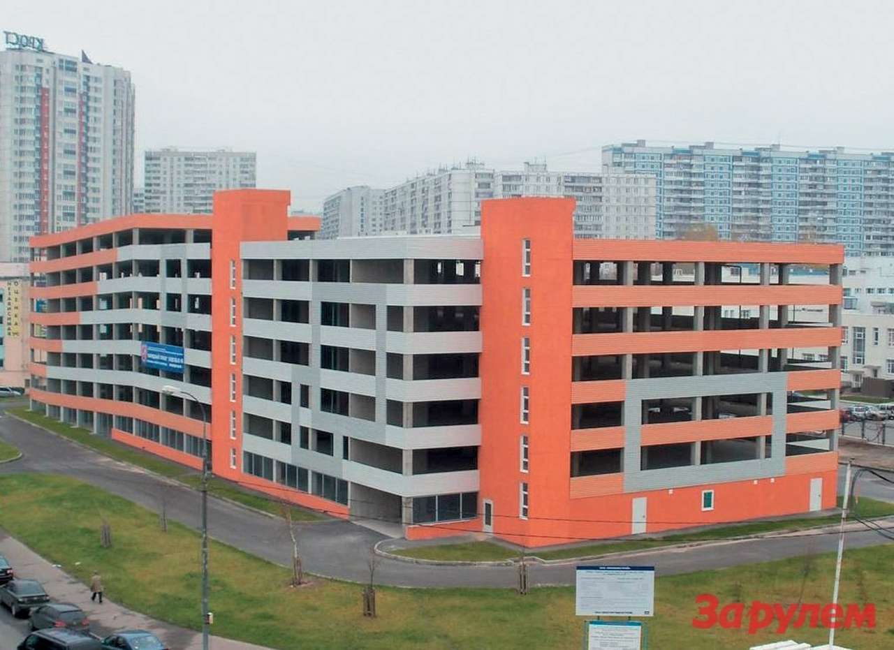 Москва: «инародный» гараж