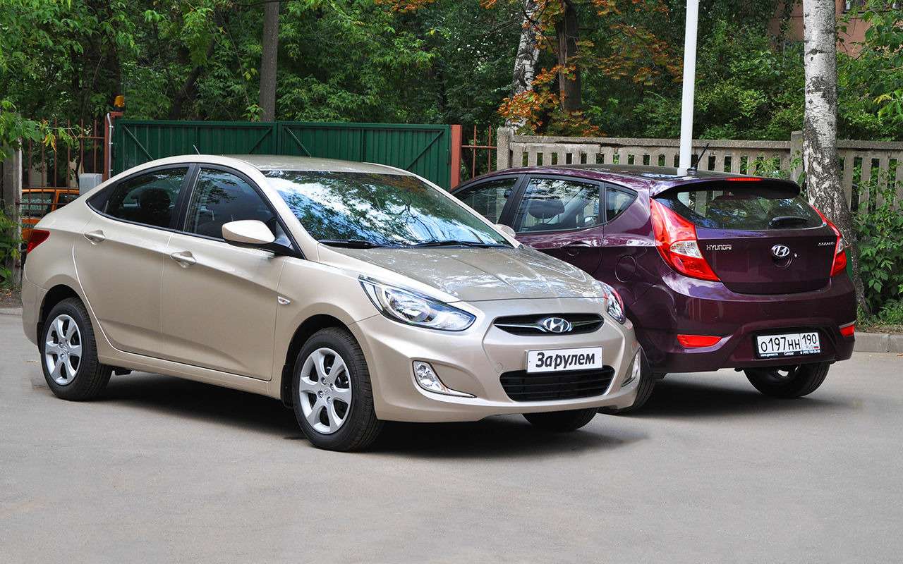Hyundai Solaris прошлого поколения, как и соплатформенный Kia Rio, были доступны в двух исполнениях: седан и хэтчбек.
