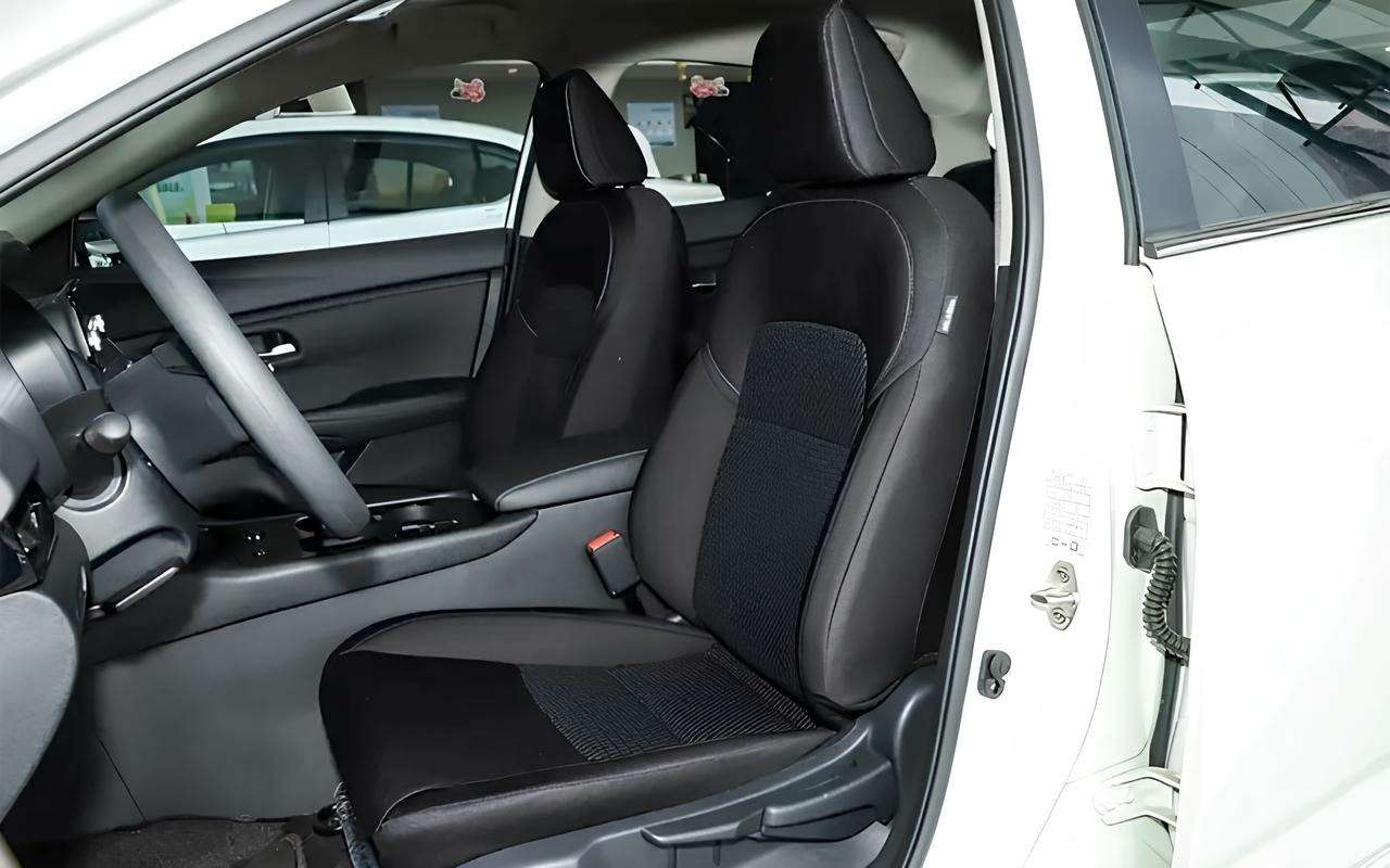 Интерьер Nissan Sylphy