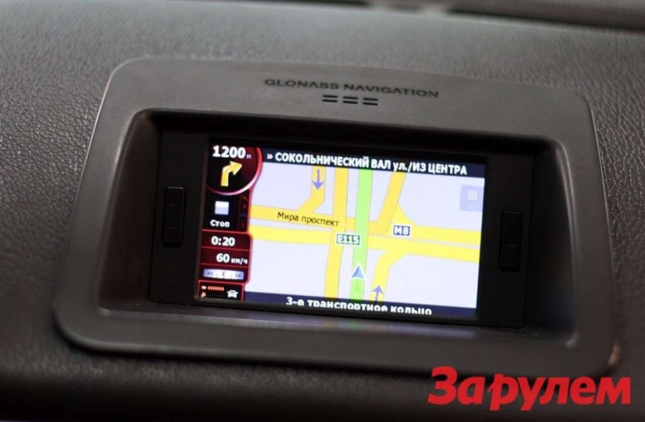 Путину продемонстрировали панель Lada Priora с навигатором ГЛОНАСС