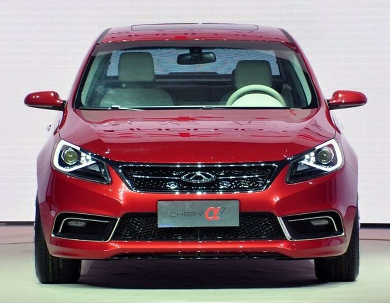 Chery привезет в Шанхай Alpha 7 и новый логотип