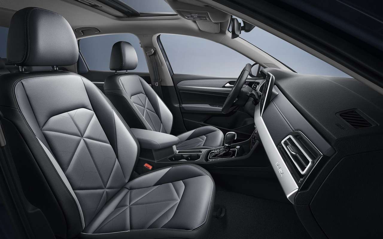 Интерьер Volkswagen Lavida