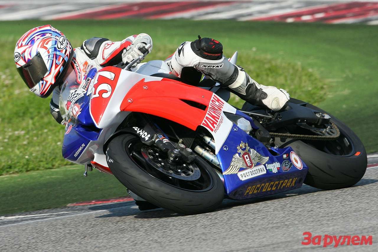 10 сентября в Мячкове состоялся финальный этап серии MOTUL M1 Grand Prix Russia 2010. В первый день прошли перенесенные гонки третьего этапа чемпионата России в классах SBK и SS (напомним, в июле их не удалось провести из-за дыма пожаров, окутавших подмосковную трассу АДМ).