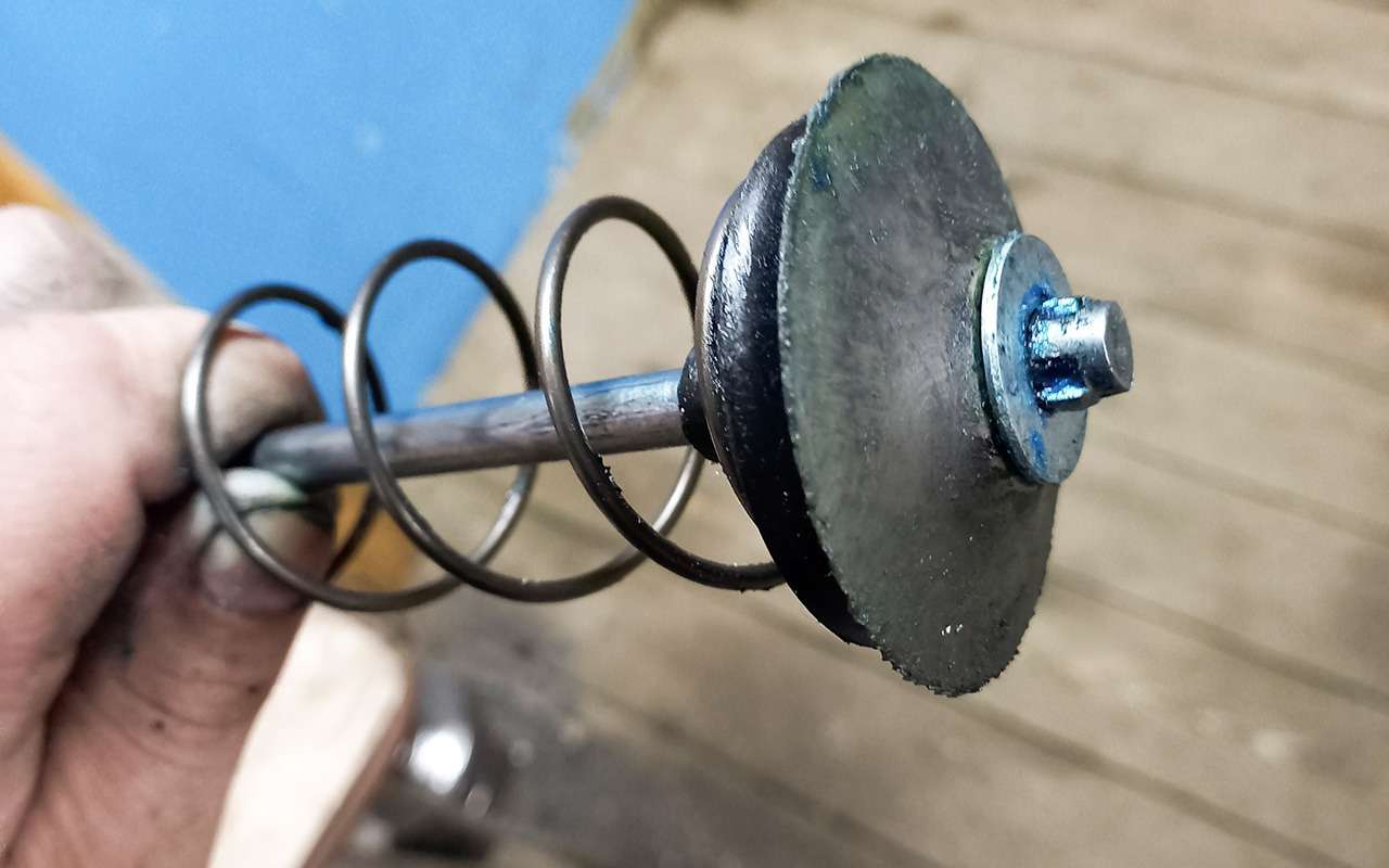 Насос – «донор» для шприца: гаражный лайфхак