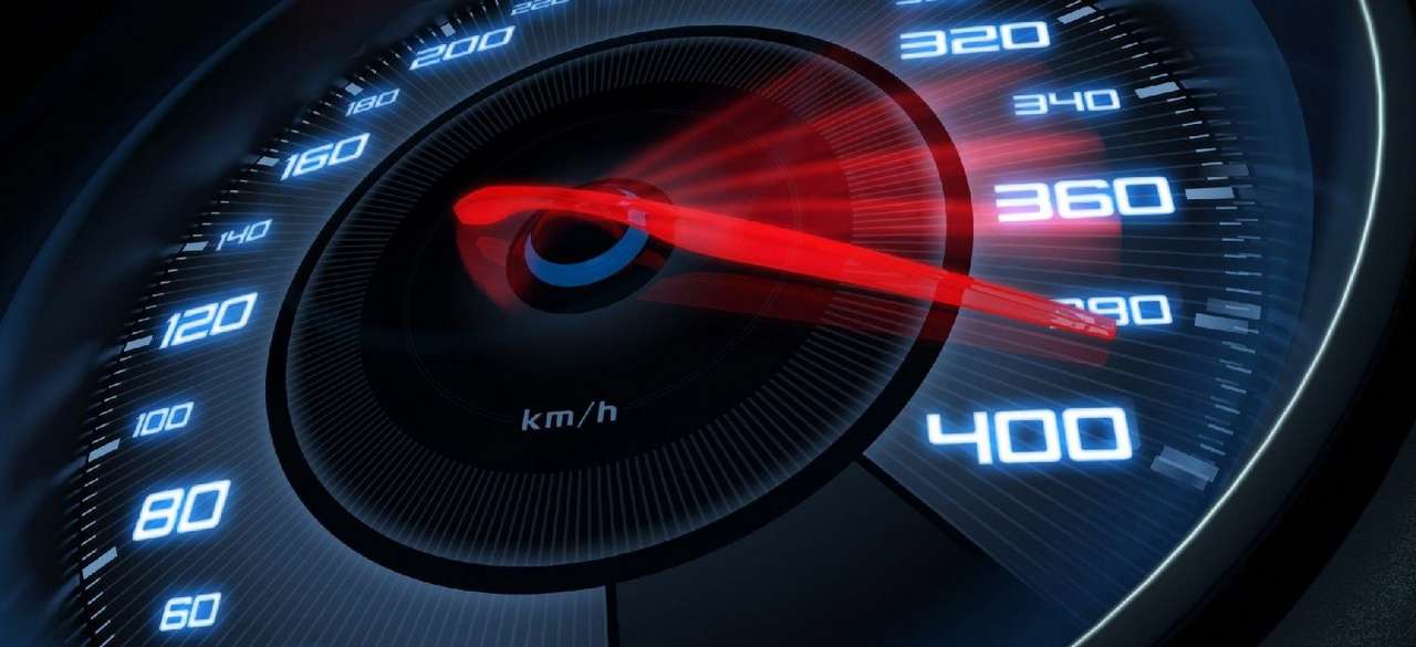 Новые меры наказания за превышение скорости более чем на 130 км/ч