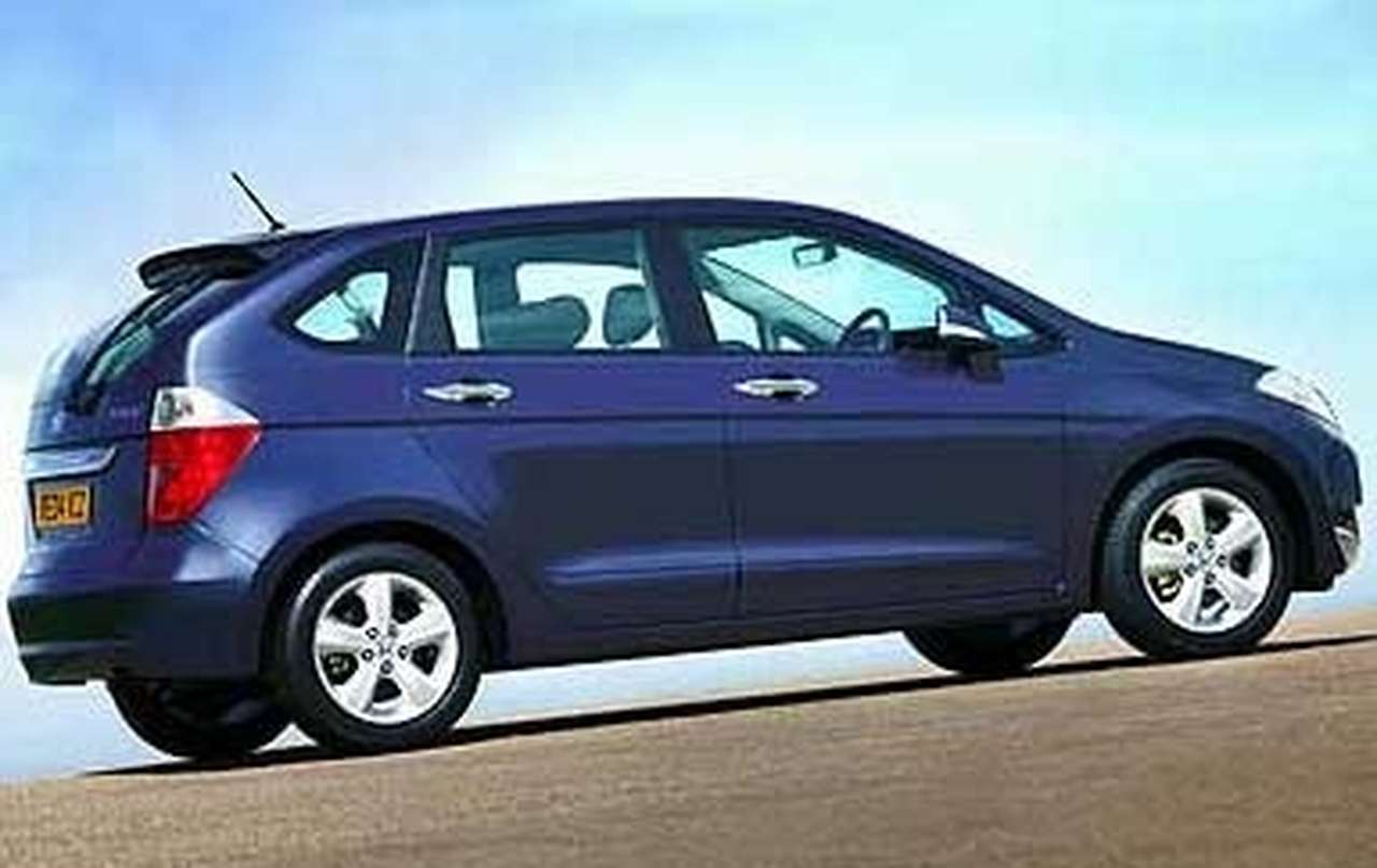 Honda FR-V появится в Европе по цене 22 тыс.евро