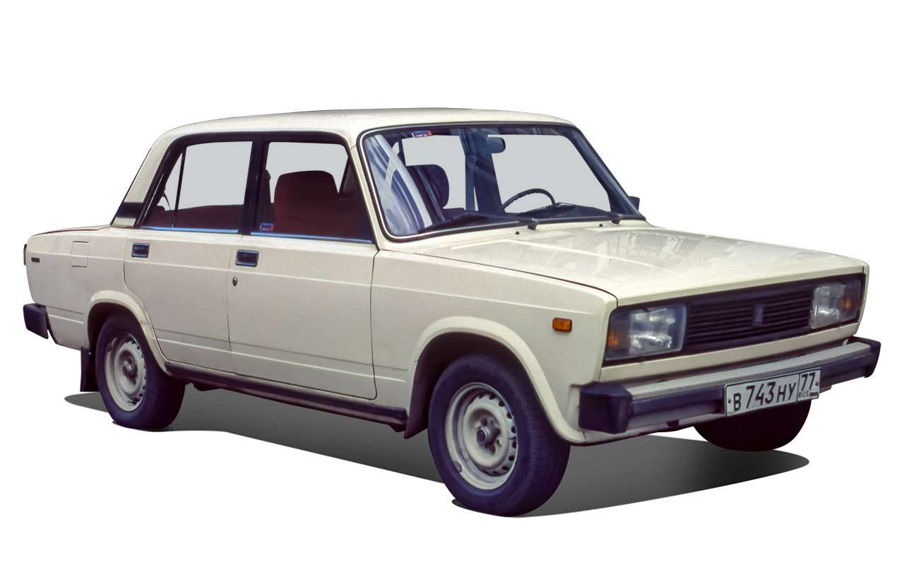 Сохранив общую конструкцию, силовую основу кузова, тольяттинские дизайнеры изменили все внешние детали, кроме крыши. Двери, капот и крышку багажника, крылья, а заодно и бамперы сделали заново. ВАЗ‑2105 впервые в СССР получил передние двери без форточек и прямоугольные блок-фары, объединенные с габаритами и указателями поворотов. Часть ранних «пятерок» оснащали фароочистителями.