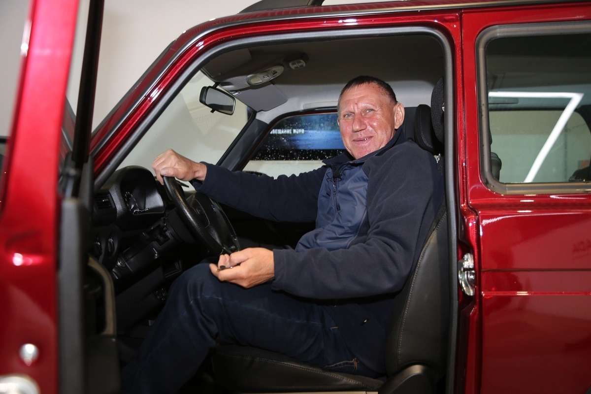 Почему сменился главный редактор за рулем