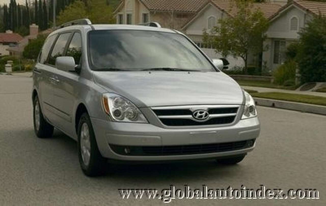 В 2007 году в продажу на американский рынок поступит минивен Hyundai Entourage