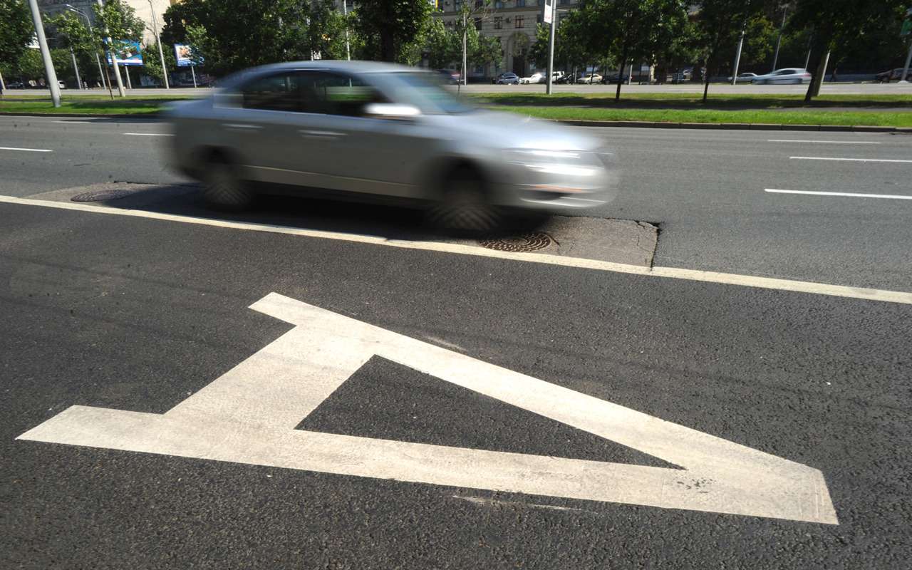 В Госдуме хотят изменить пункт ПДД о выделенках