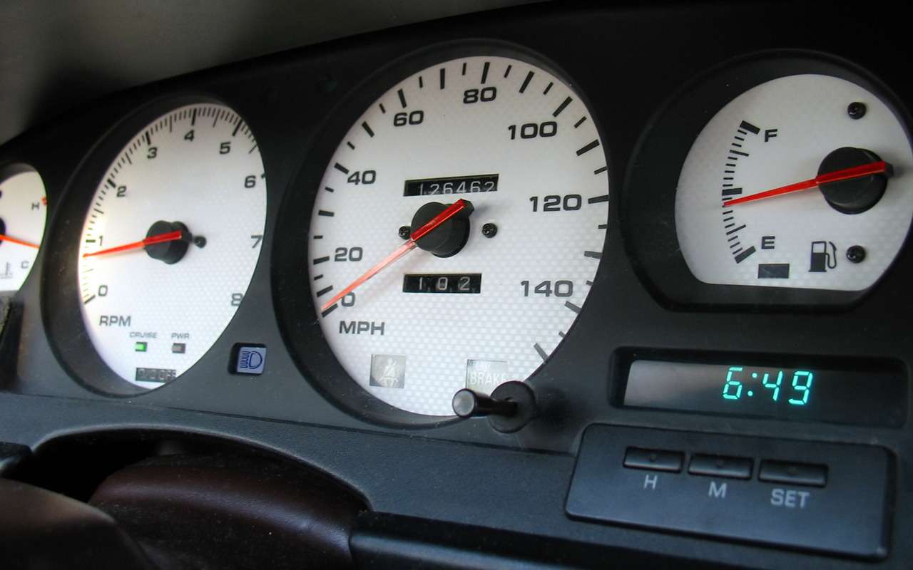 Одометру не верьте: как узнать истинный пробег б/у авто