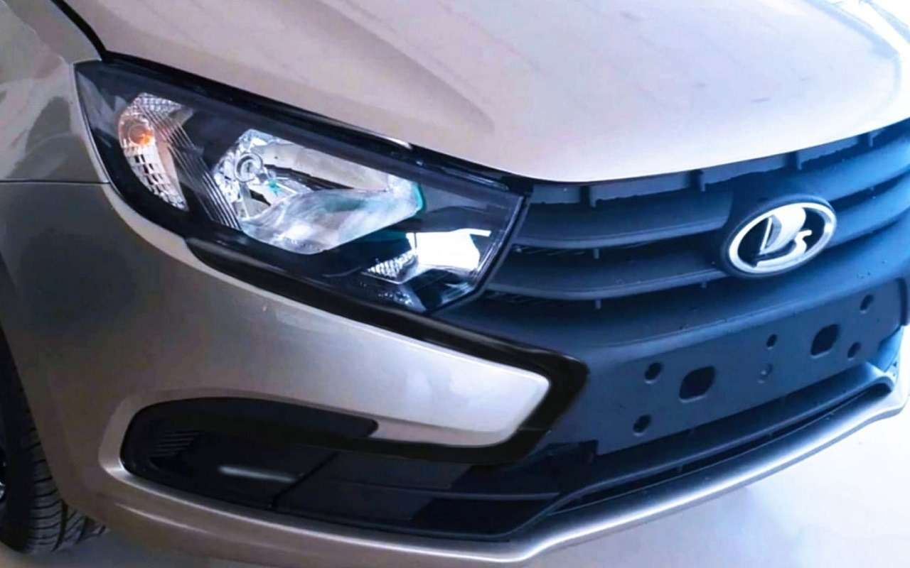 Обновления Lada Granta: «иксы» снова сменили цвет!