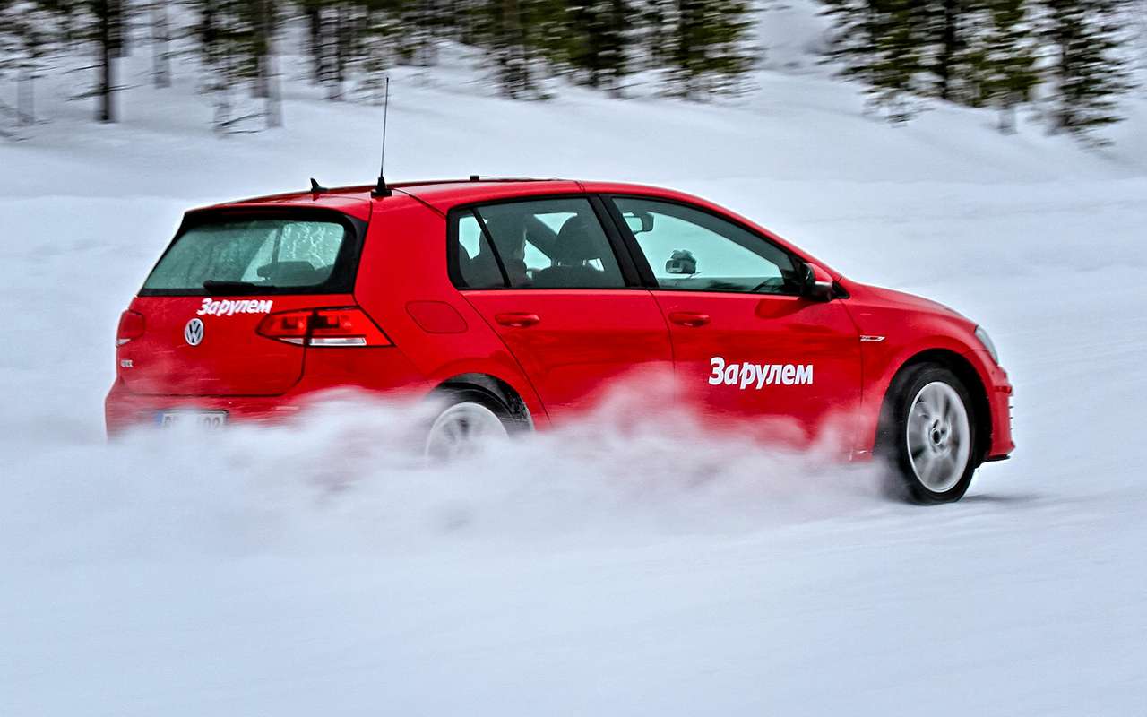 Вождение автомобиля по чистейшему белому снегу в условиях слабой освещенности, без  теней, требует от испытателя высокой концентрации внимания. Трудно определить, где дорога, а где обочина.