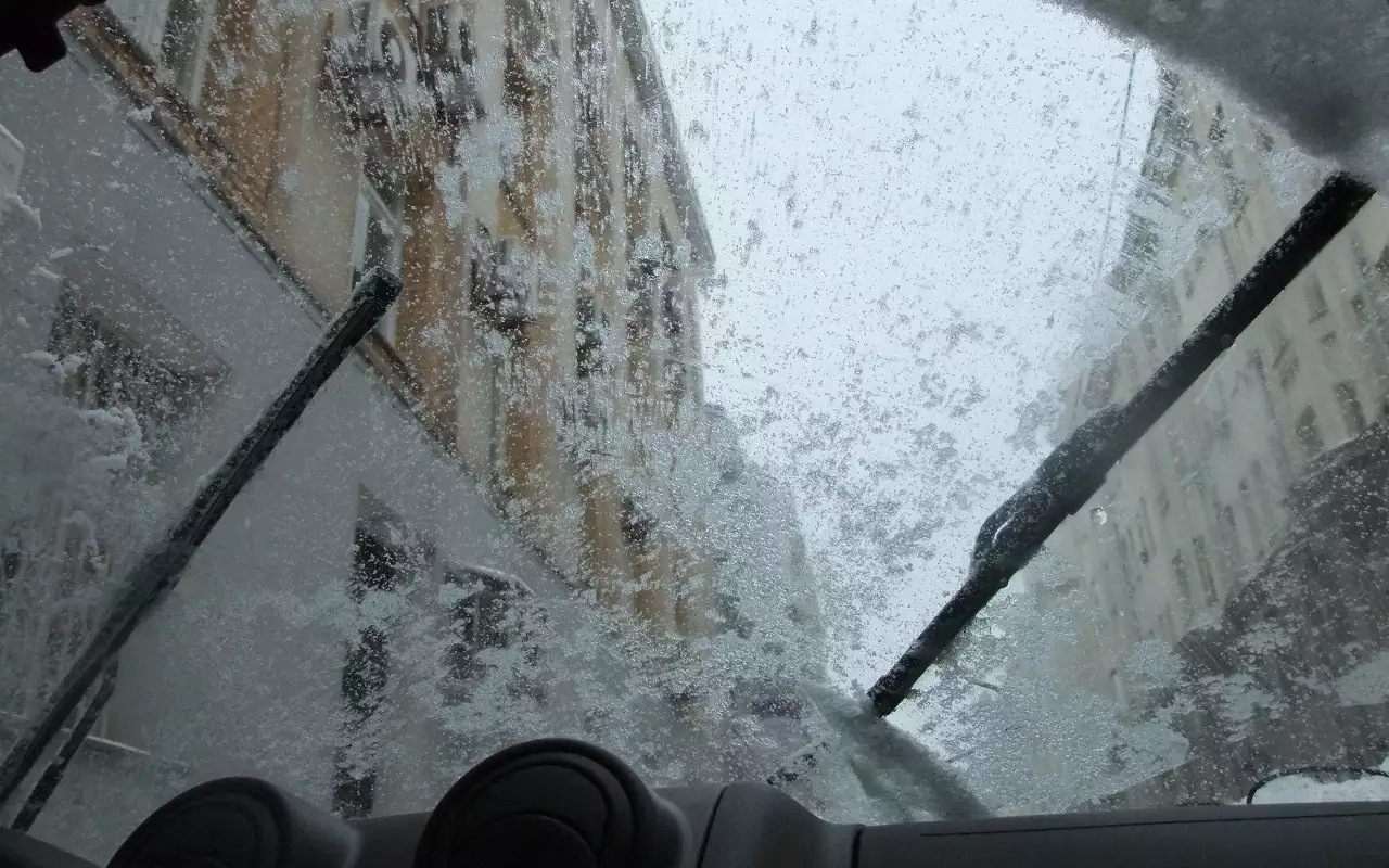 Зачем прогревать двигатель?