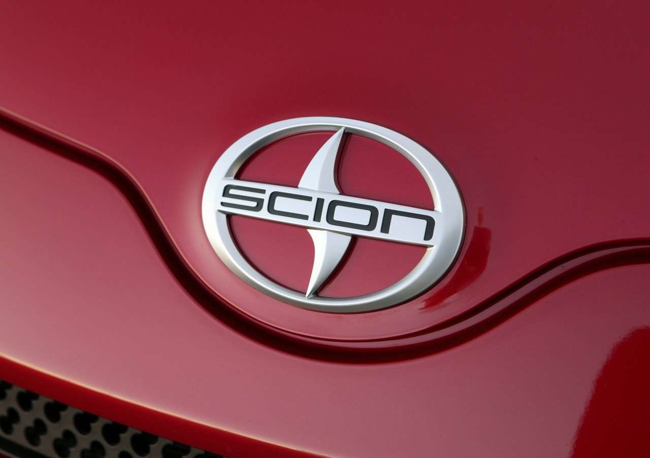 Суббренды уходят в небо: Toyota избавится от марки Scion