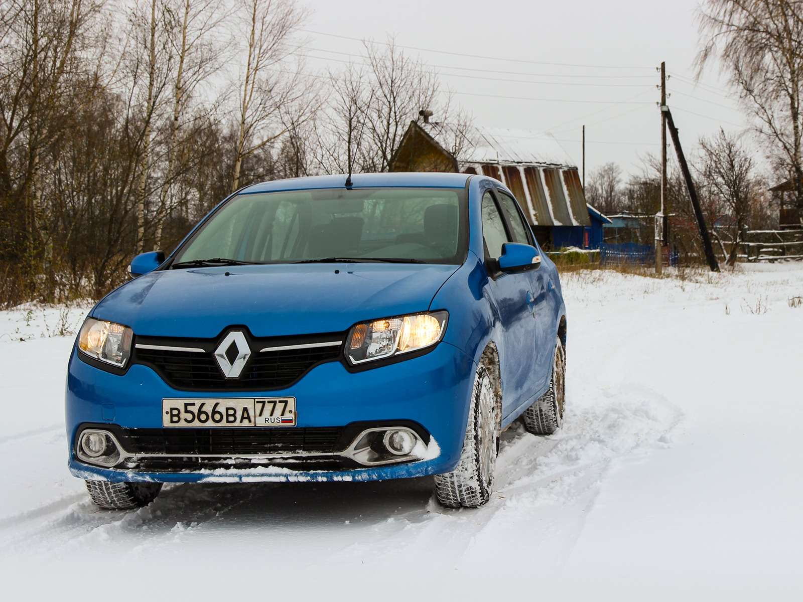 Renault Logan зима