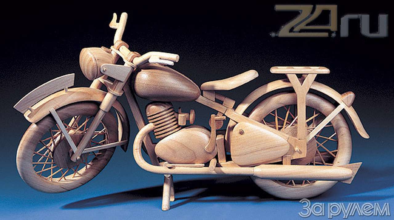 Ускакали деревянные лошадки...