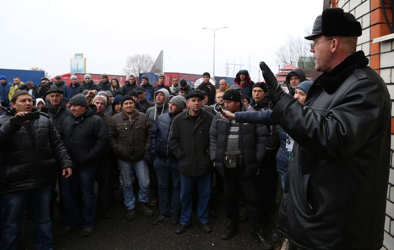 Ситуацию с дальнобойщиками будет разруливать Совет по правам человека