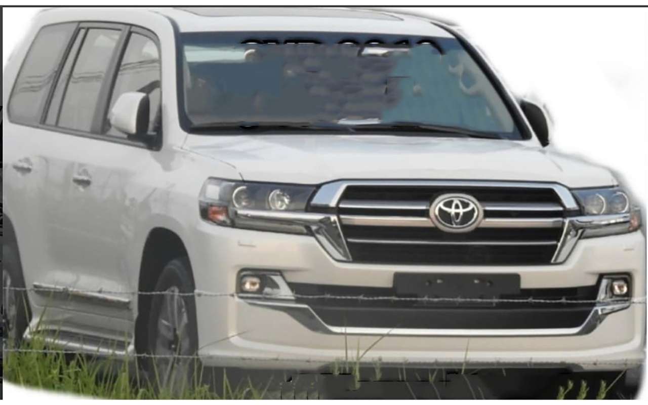 Toyota готовит обновление Land Cruiser 200