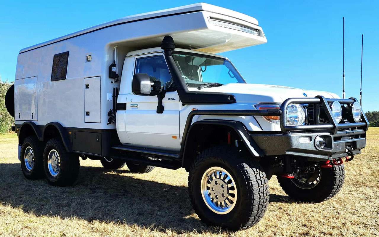 Шестиколесный Toyota Land Cruiser – в нем можно жить