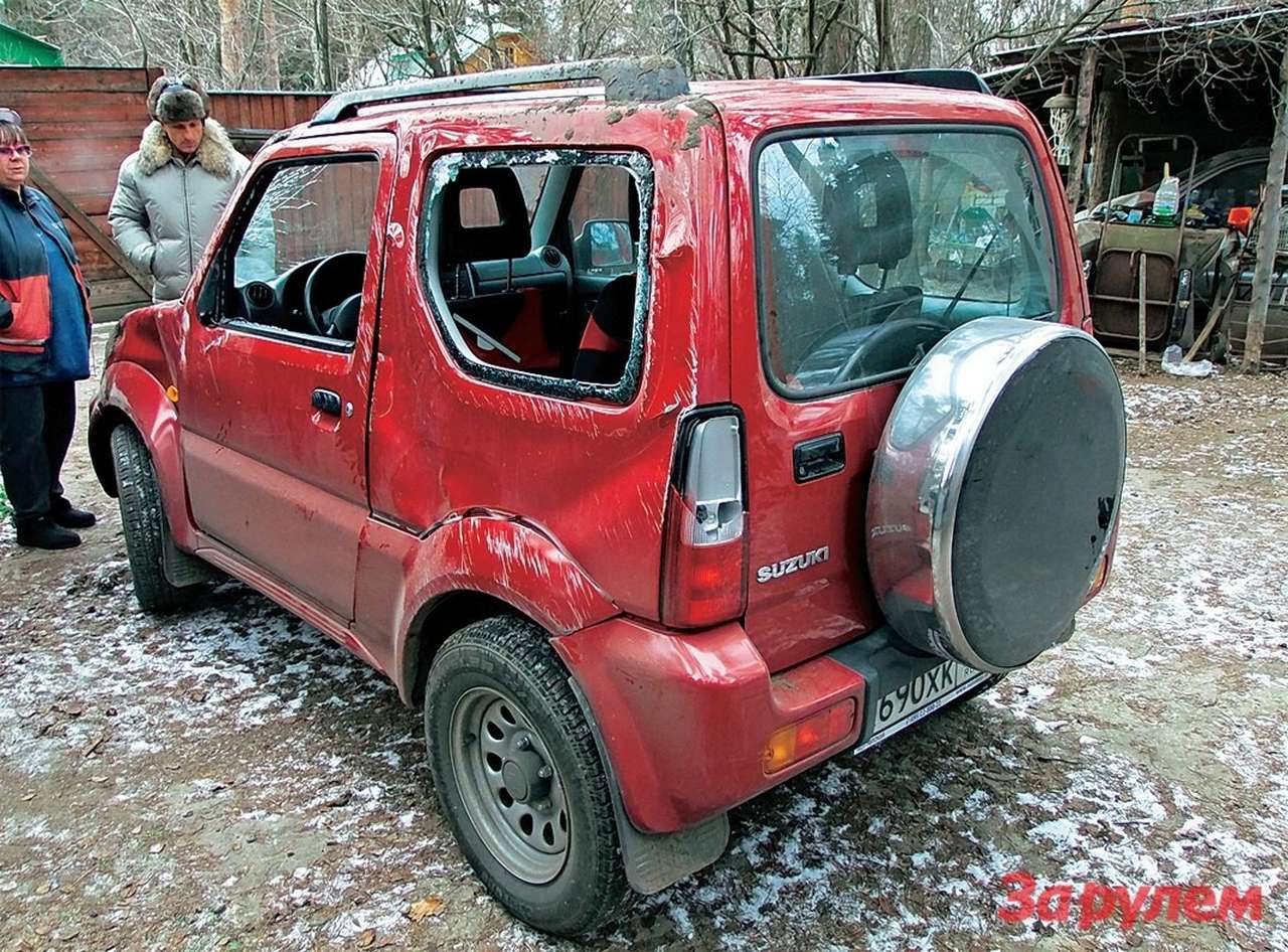 Разгильдяйство строителей привело к серьезным повреждениям машины.