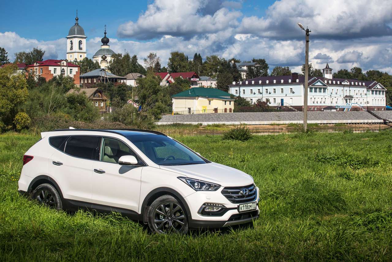 В России стартовали продажи обновленного Santa Fe
