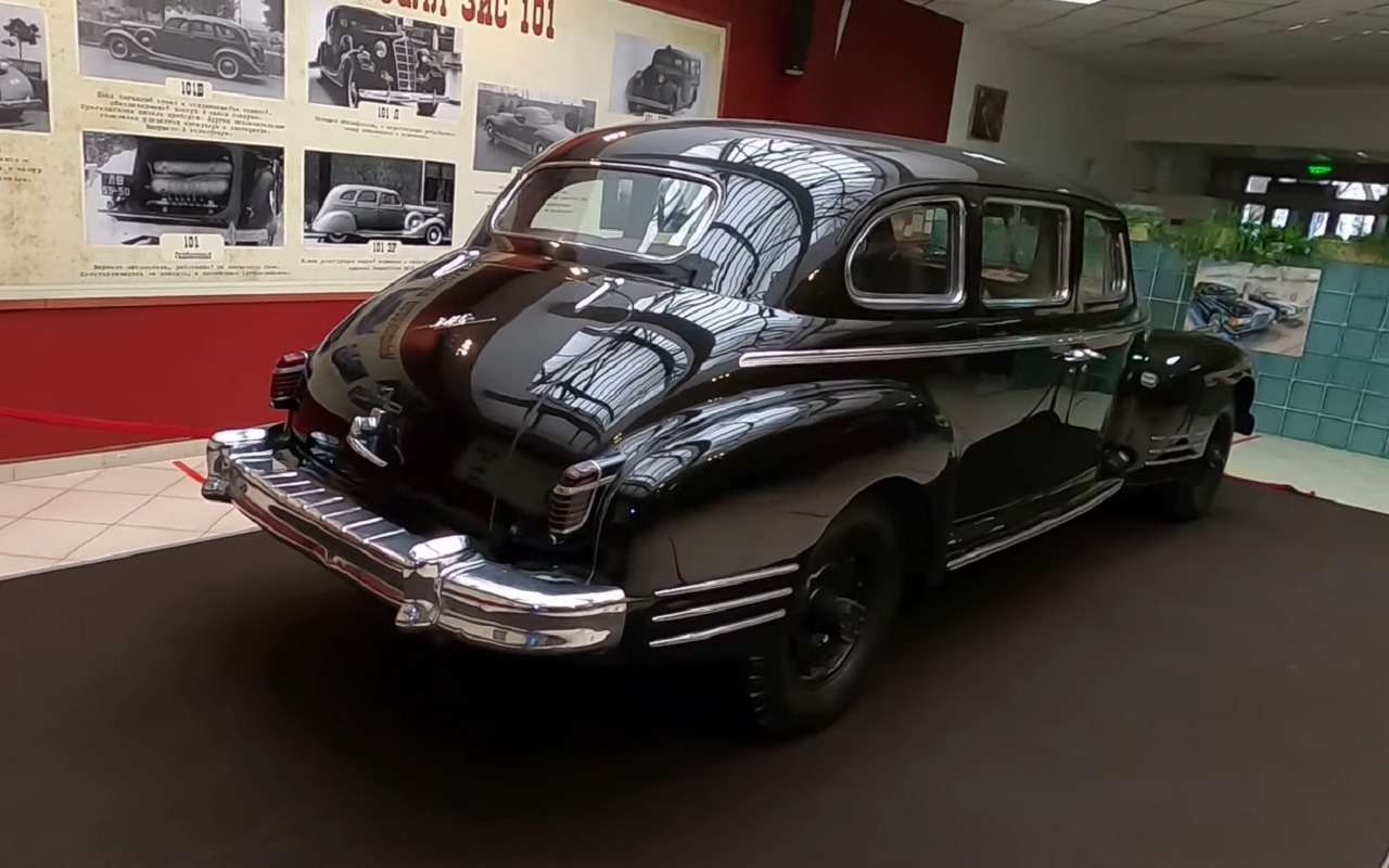 Зубр во фраке: рассматриваем уникальный полноприводный лимузин ЗИС-110П