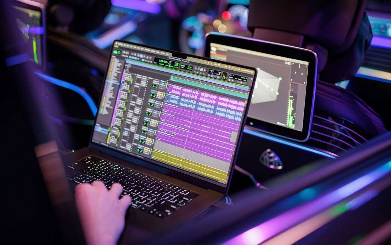 Немцы сделали студию звукозаписи на заднем сиденье — зачем она нужна?