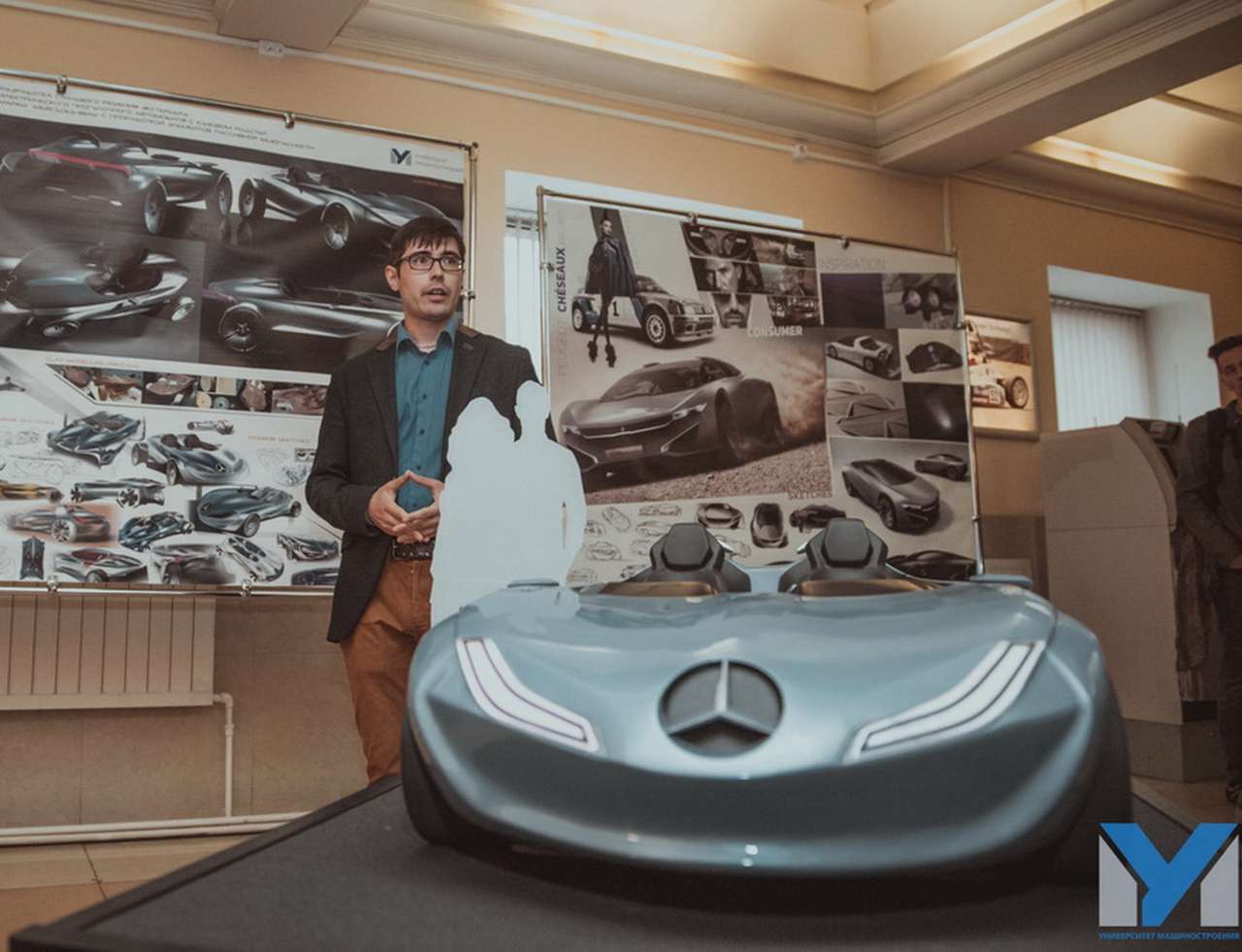 Защита дипломов выпускников кафедры «Дизайн» Университета машиностроения (МАМИ) в этом году проходила в уникальном формате Degree-show, на котором каждый дипломник представлял свой проект в виде макета