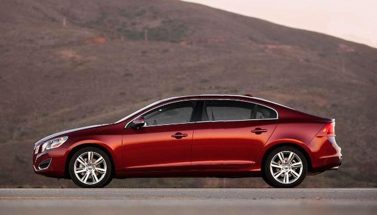 Volvo сделает удлиненный седан S60 для китайцев