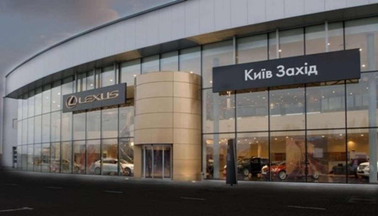 На Украине спад автопродаж составил 42%