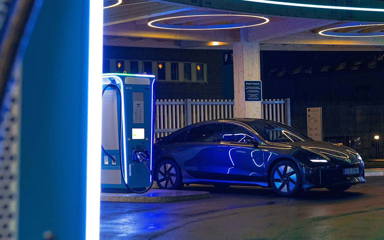 Треть владельцев электрокаров хотят вернуться на ДВС: разбираемся в причинах