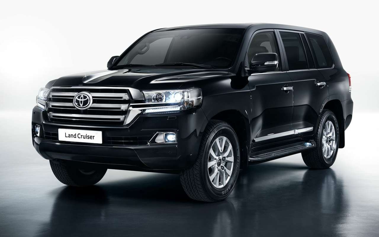 Полицейский присвоил конфискованный Land Cruiser. Пойдет под суд