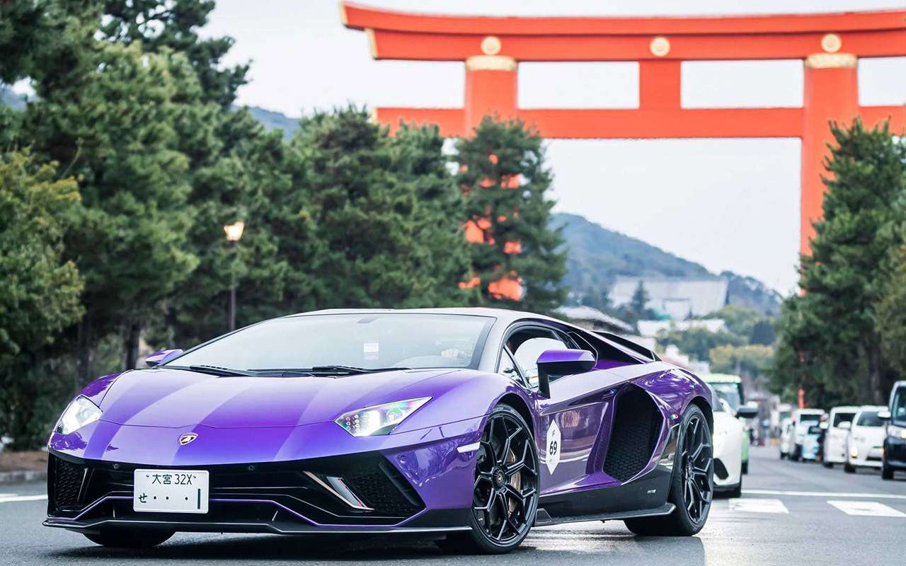 Столько Lamborghini в одном месте! Даже мировой рекорд установили
