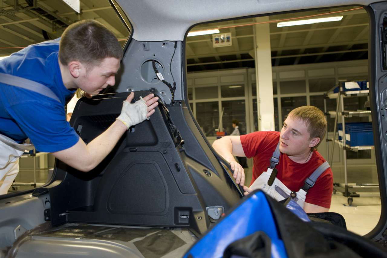 Автопроизводители не меняют планы на российском рынке 