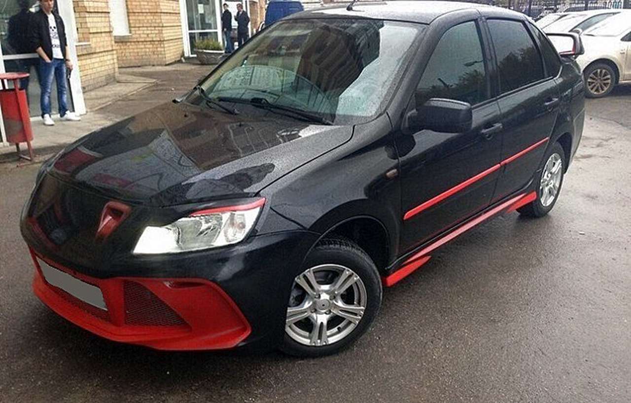 ОБНОВЛЕНО: владелец стилизовал Lada Granta под суперкар Bugatti