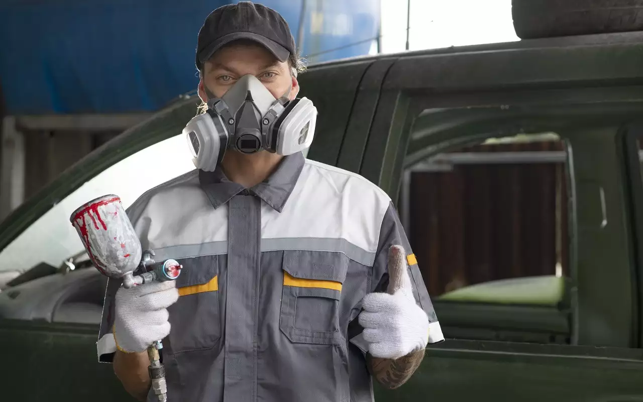 Магия цвета: как при ремонте авто маляры обманывают солнце и время