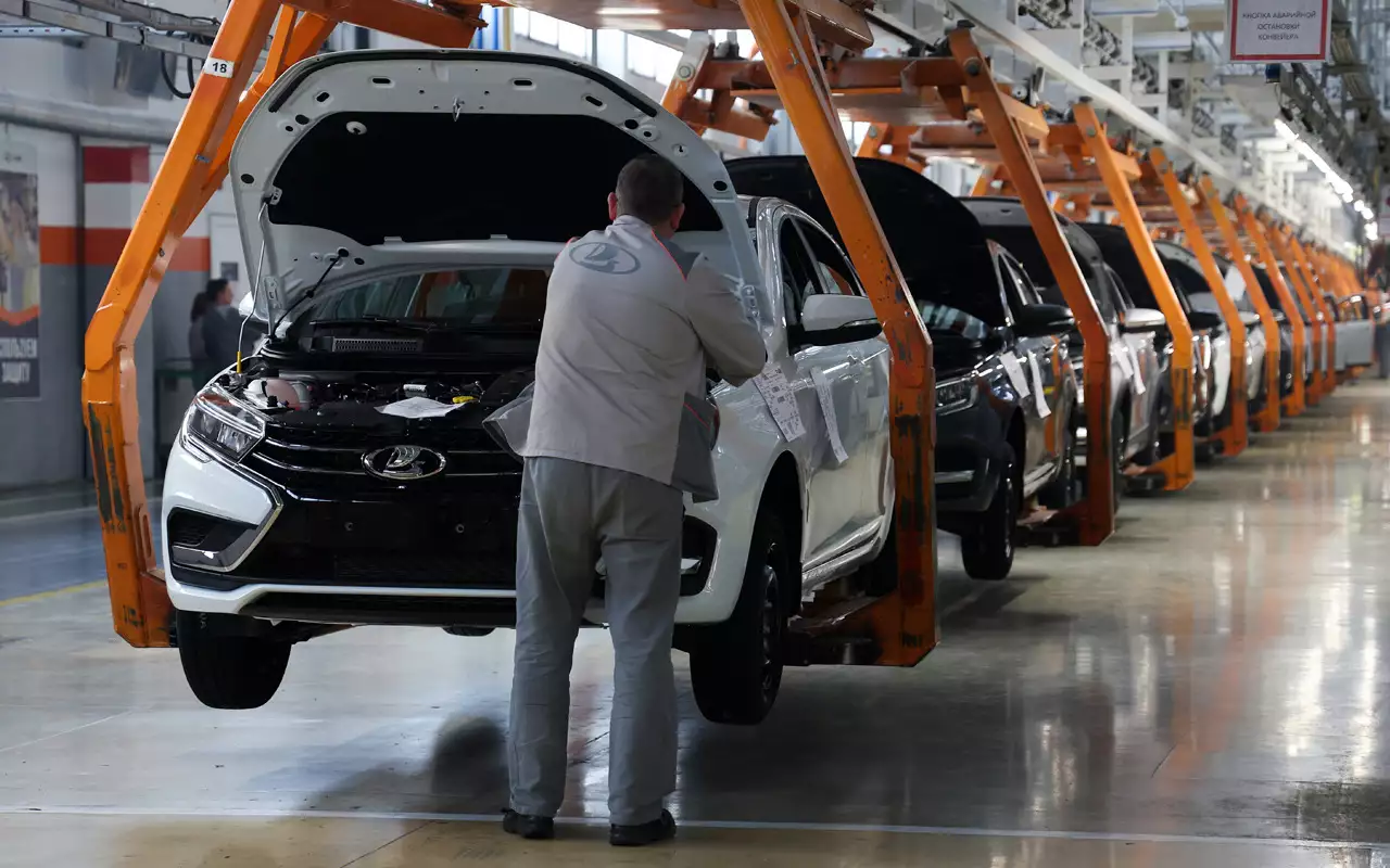 АВТОВАЗ опроверг фейк Mash, обвинив издание в информационной войне