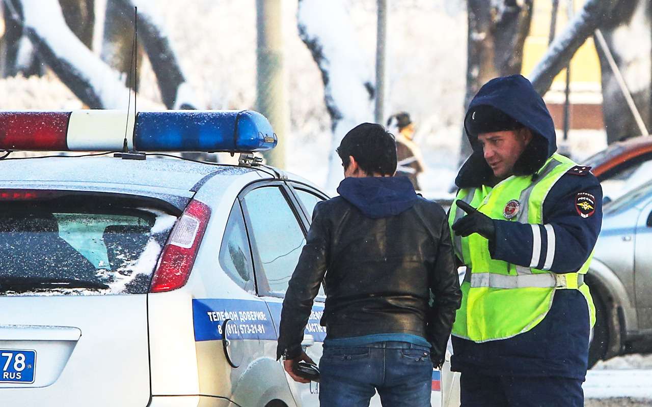 Как отвечать инспектору ГИБДД — 6 магических фраз