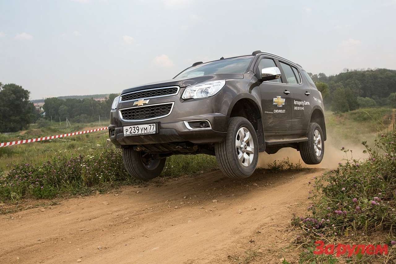 Автомобиль объединяет ветеранов