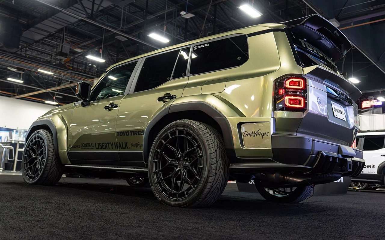Toyota Land Cruiser 250 by Liberty Walk and Alpharex