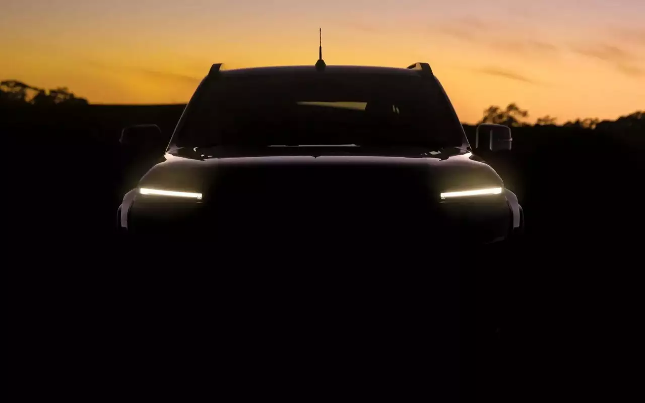 Тизер пикапа Nissan Navara