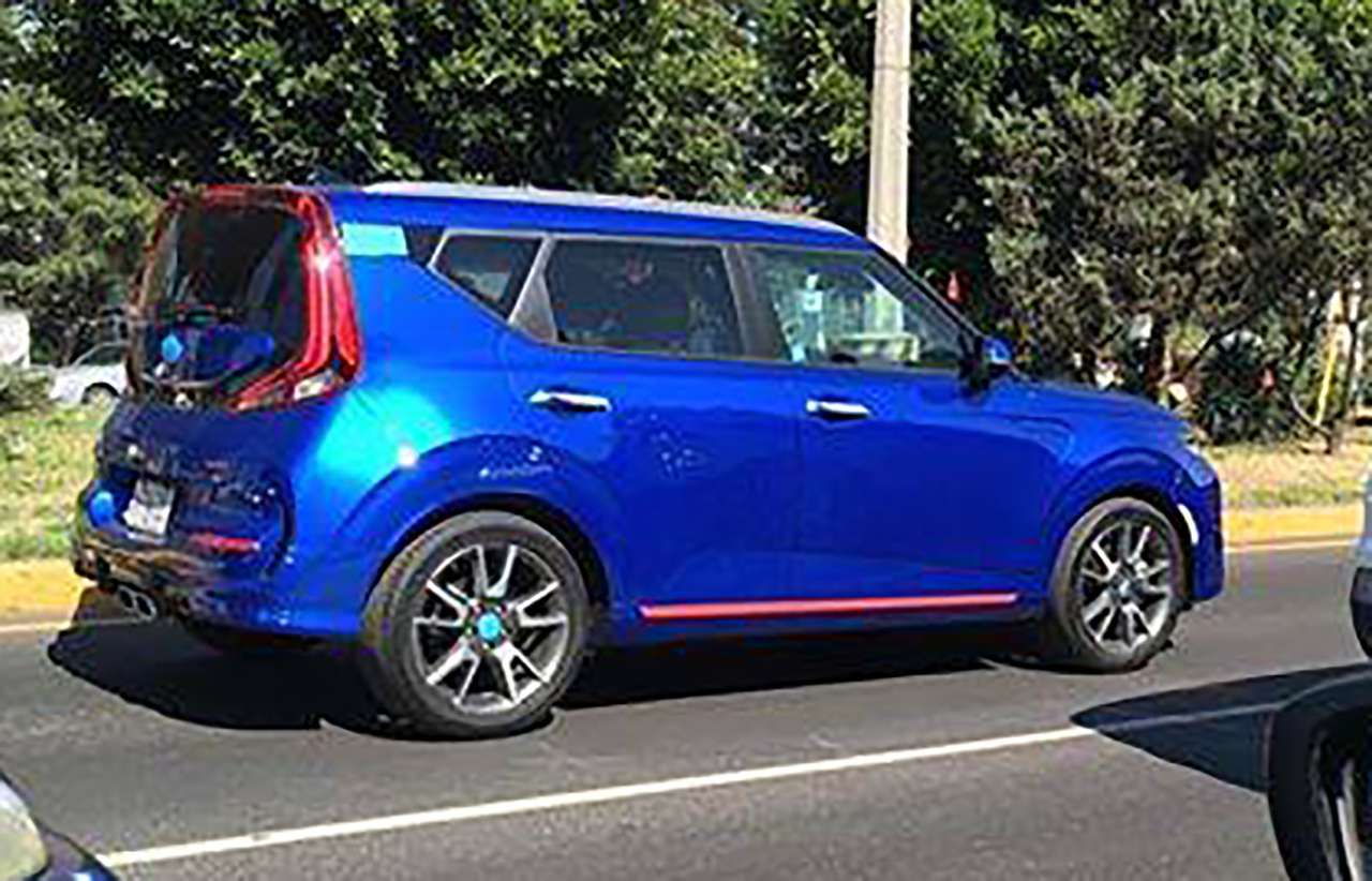 Новый Kia Soul: первые фото без маскировки