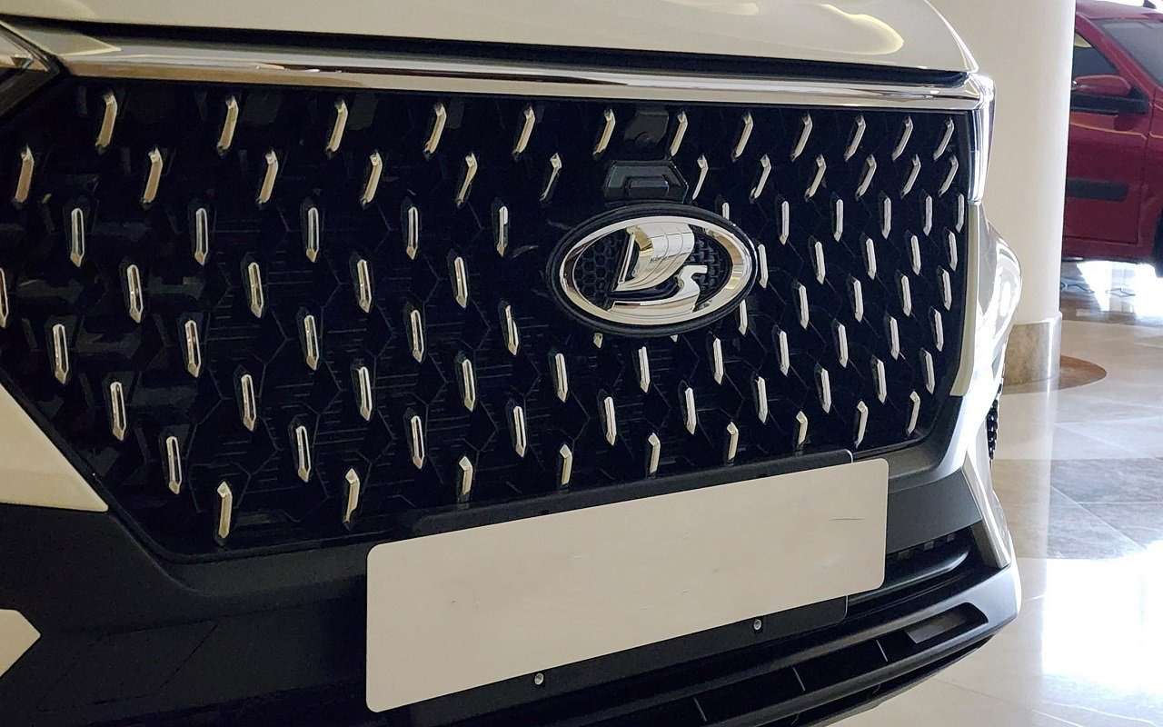 Раскрыта первая модель АВТОВАЗа, выпущенная на бывшем заводе Nissan