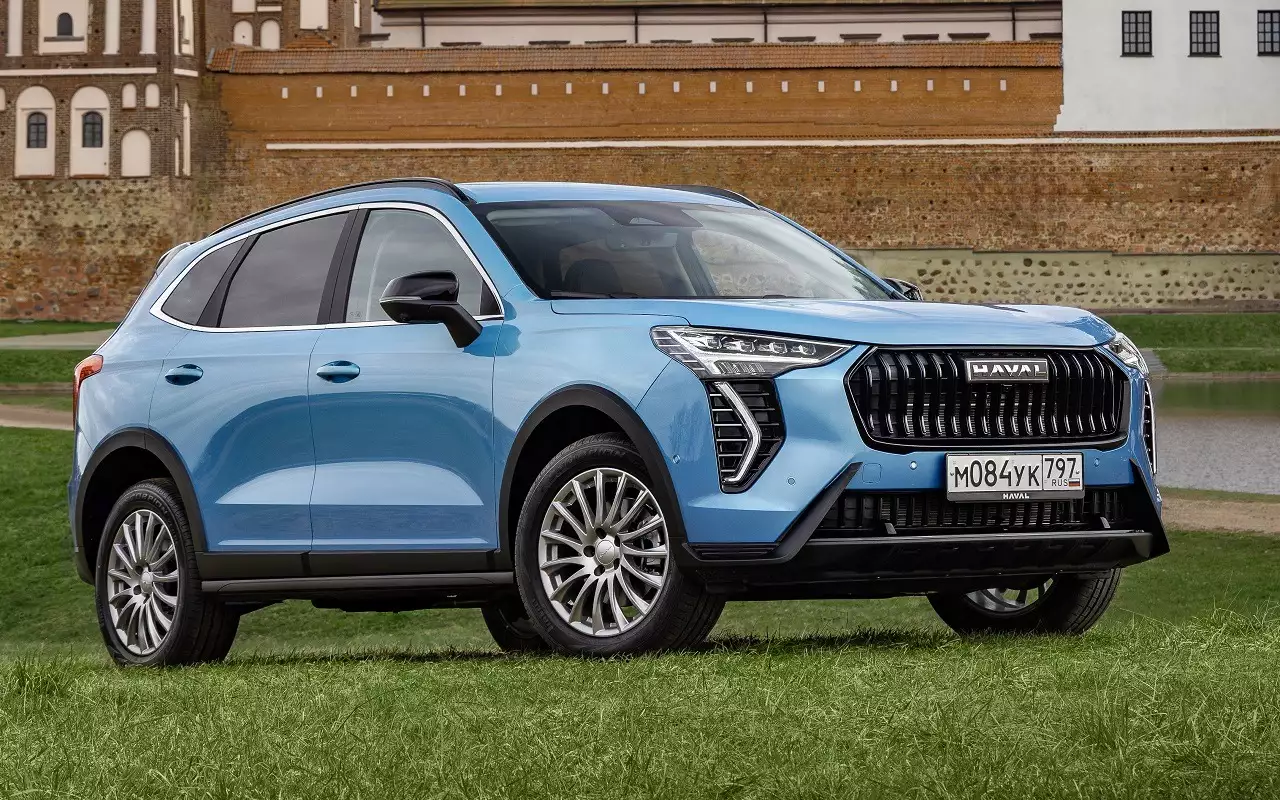 Китайский бестселлер стал лучше: что изменилось в самом популярном кроссовере